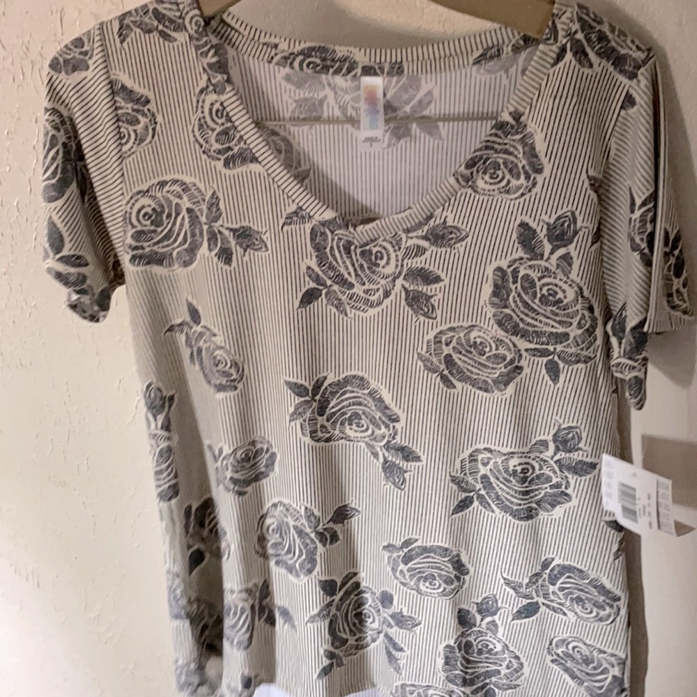 Lularoe Christy T